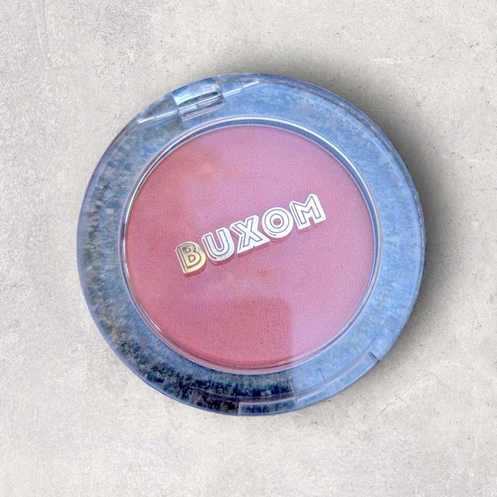 Buxom Wanderlust Primer-Infused Blush in Mykonos